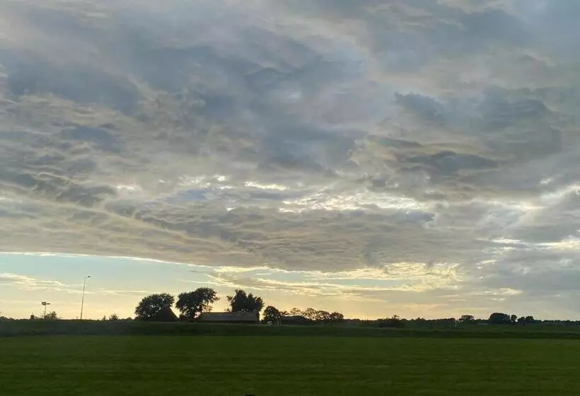 ベッドアンドブレックファースト Benbijdokkum