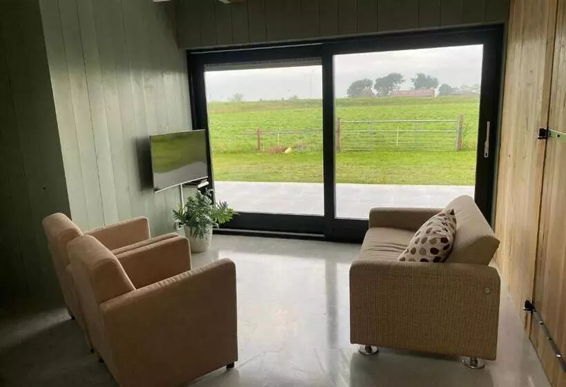 ベッドアンドブレックファースト Benbijdokkum