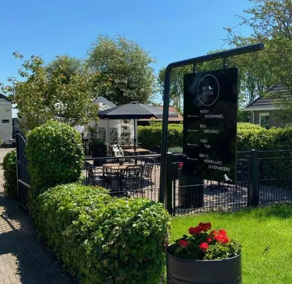 ベッドアンドブレックファースト By Mosk