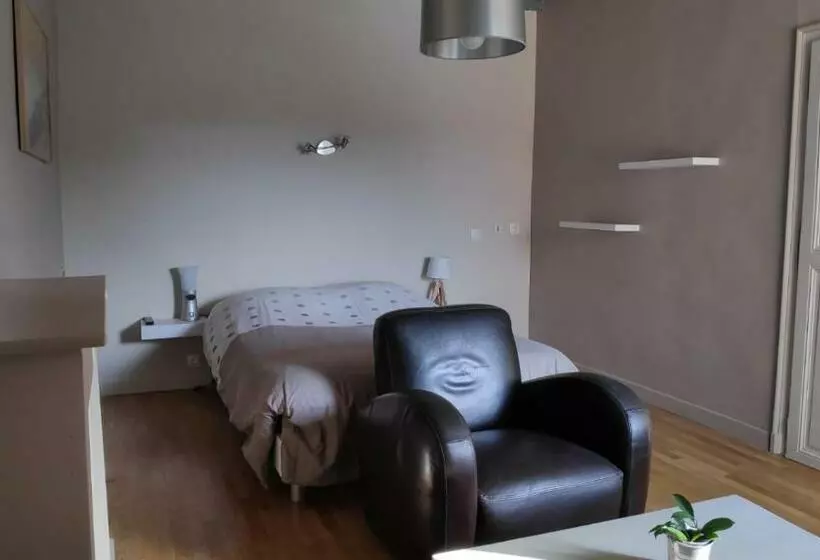 Aamiaismajoitus (B&B) Chambre Privée Tout Confort