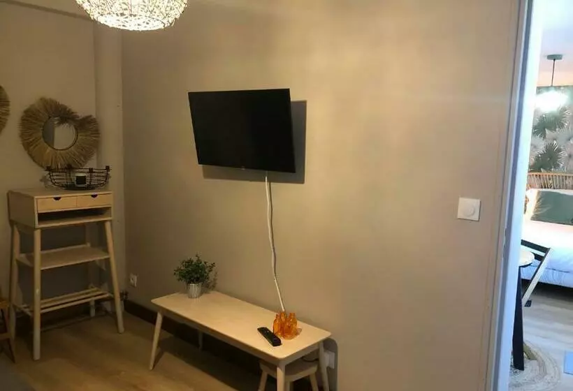 Aamiaismajoitus (B&B) Le Domaine D Helant