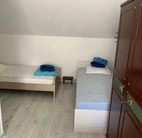 Aamiaismajoitus (B&B) Les Chambrées De Sergine