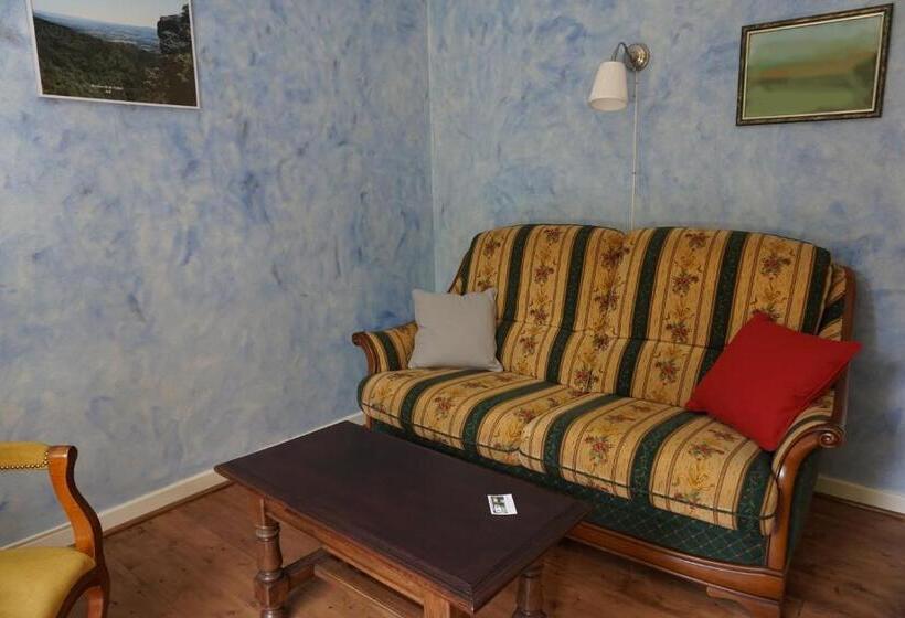 住宿加早餐 Les Neuf Bouleaux