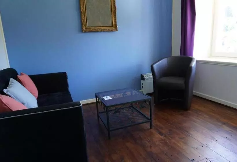 ベッドアンドブレックファースト Les Neuf Bouleaux