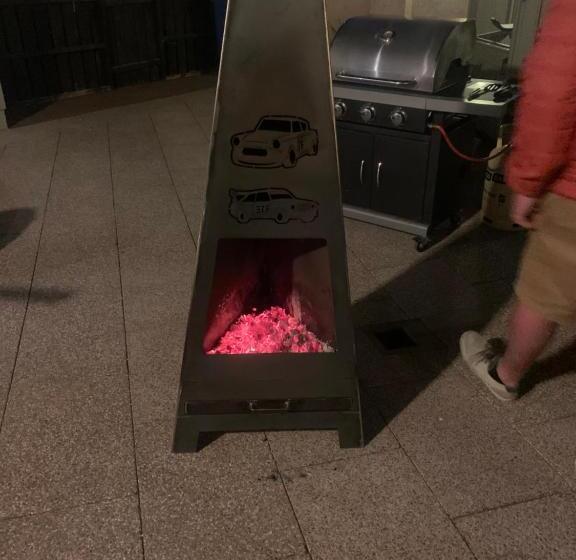 مبيت وإفطار Mussenden House