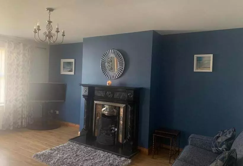 Aamiaismajoitus (B&B) Mussenden House