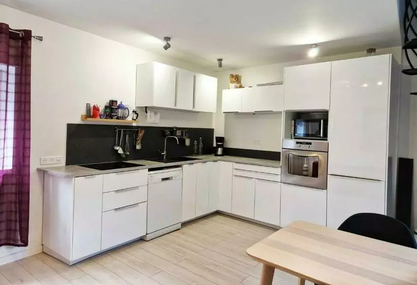 Aamiaismajoitus (B&B) Studio, Chambres, Appartement, Gite