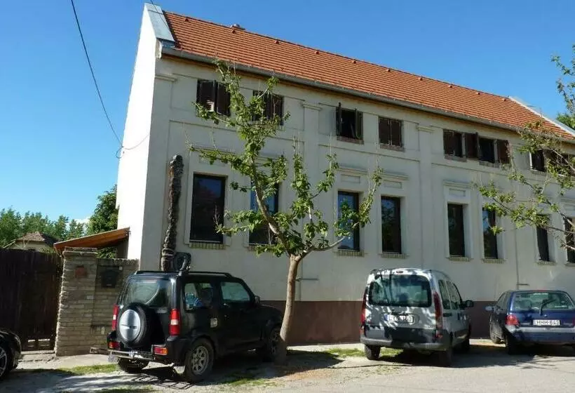 Aamiaismajoitus (B&B) Vadászkürt Vendégfogadó