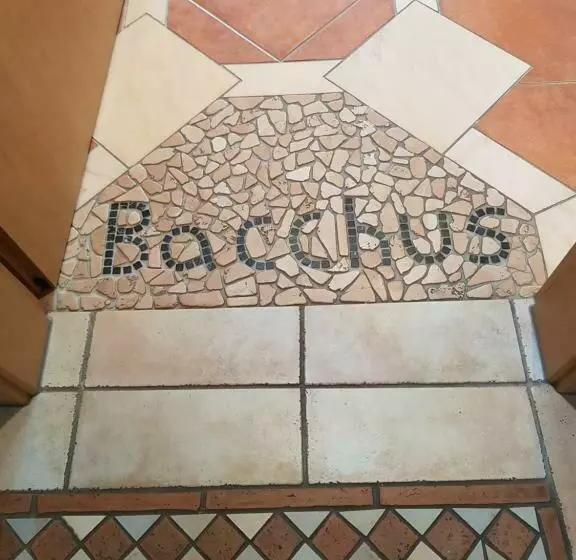 Aamiaismajoitus (B&B) Weingut Und Gästehaus Henrici