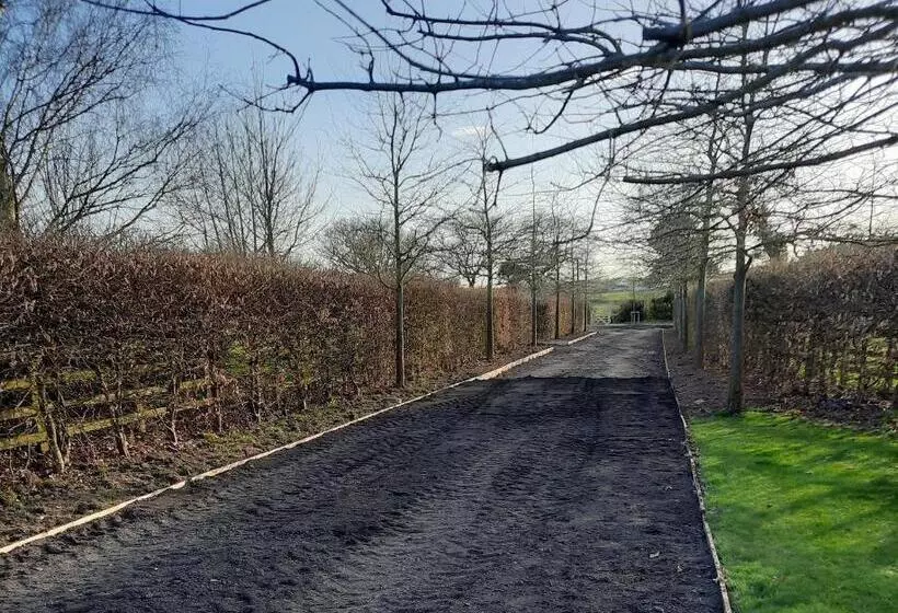 Hood Lane Farm B&b