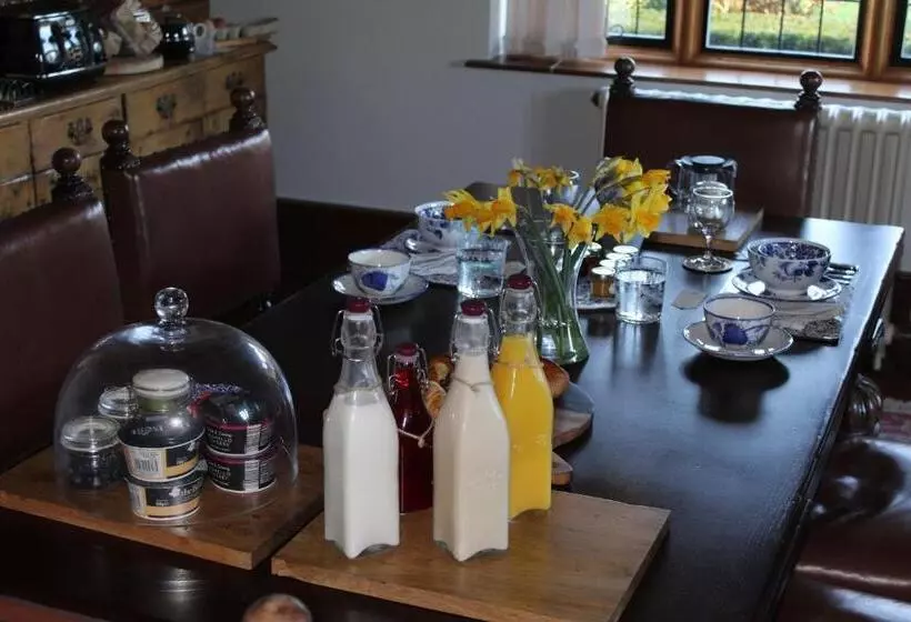 Hood Lane Farm B&b