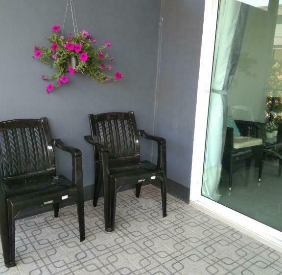 בית מלון כפרי Cessna Park Resort And