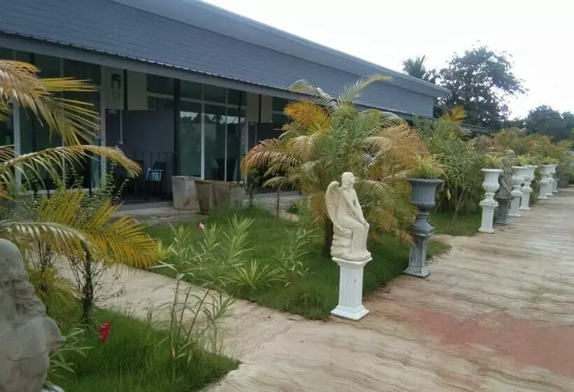 ホテル Cessna Park Resort And