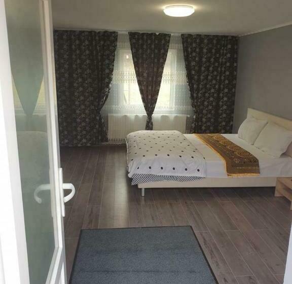 פנסיון Camera Privata Bulz