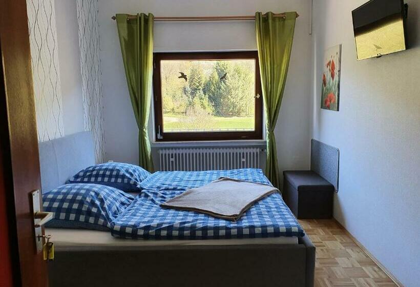 פנסיון Lahnterrassen Geilnau