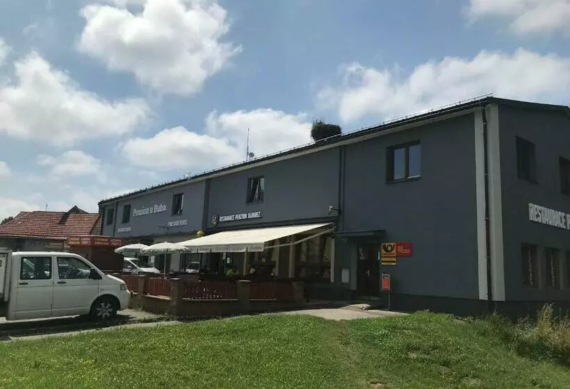 ペンション Penzion Alvarez