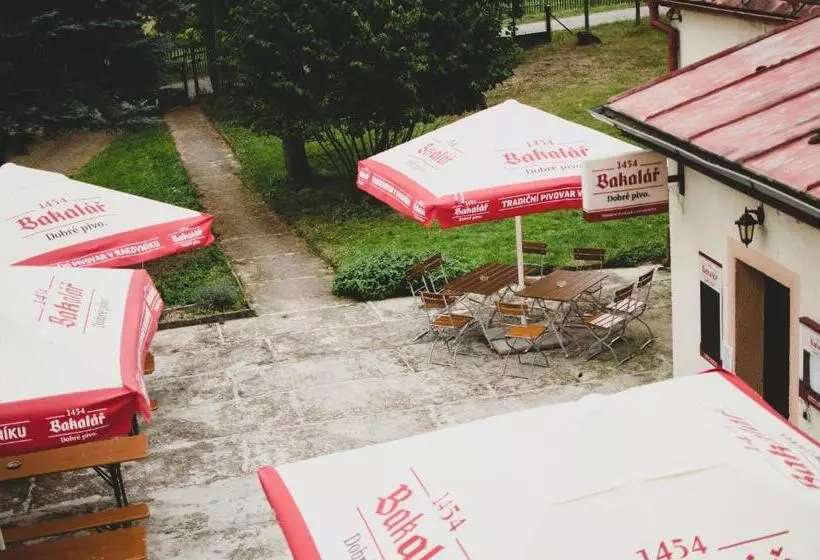 Majatalo Penzion U Statku