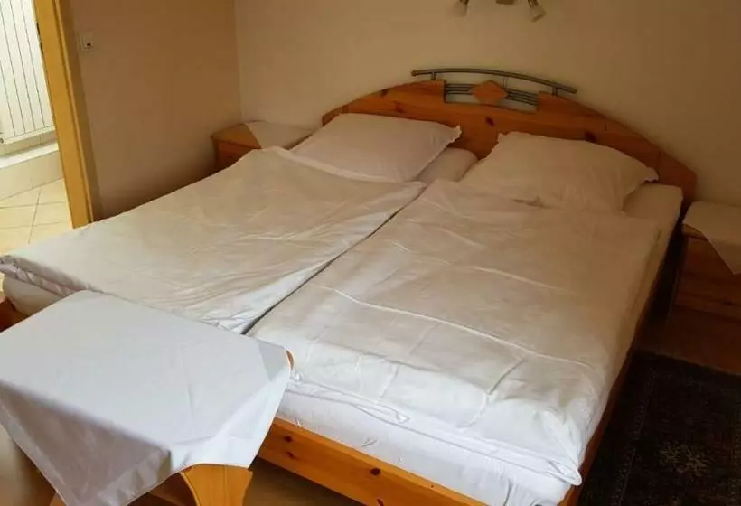 Retkeilymaja Gasthaus Schug Müller