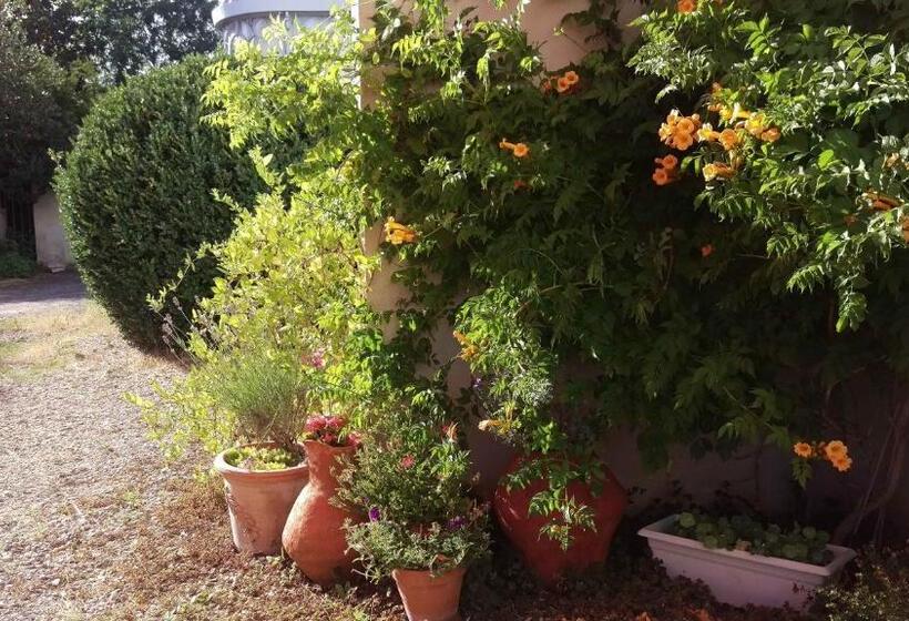 مبيت وإفطار Chambre D Hôte Les Avettes