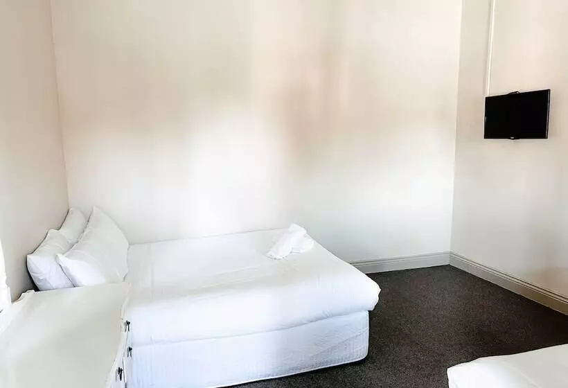 Central Hotel Stroud