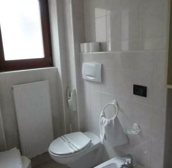 ホテル Genzianella