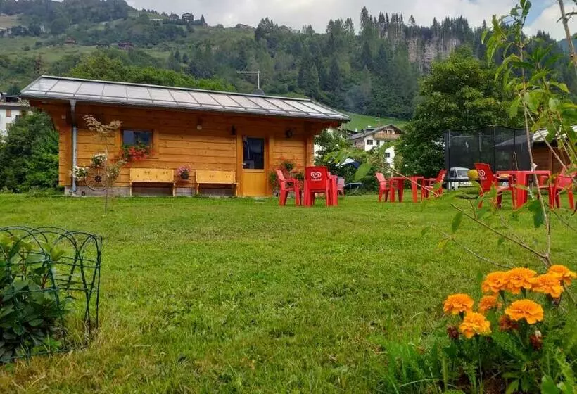 ホテル Genzianella