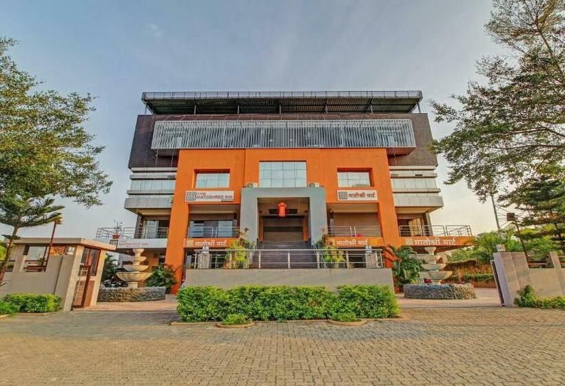 בית מלון כפרי Matoshree Inn Satara Atit Midc