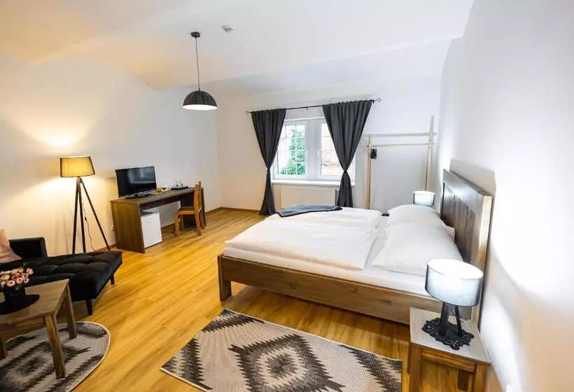 Hotelli Pivovar Tupadly