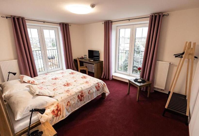 ホテル Pivovar Tupadly