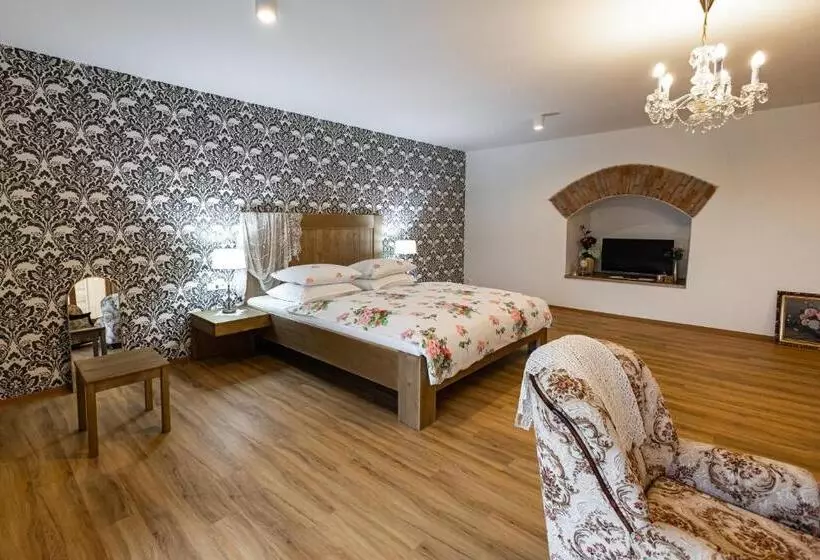 Hotelli Pivovar Tupadly