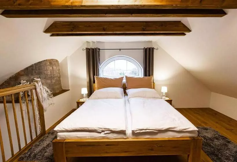 Hotelli Pivovar Tupadly