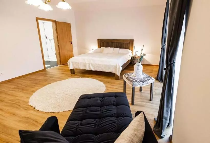 Hotelli Pivovar Tupadly