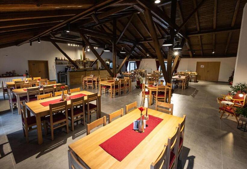 ホテル Pivovar Tupadly