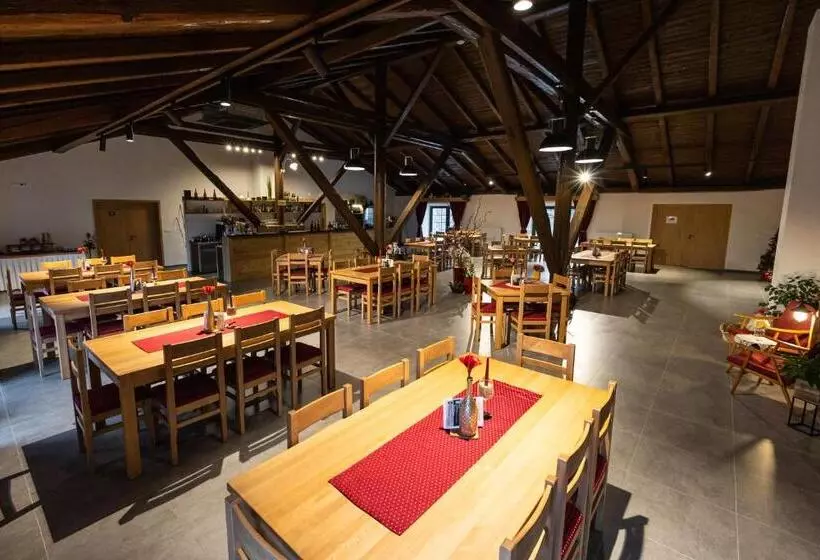 Hotelli Pivovar Tupadly