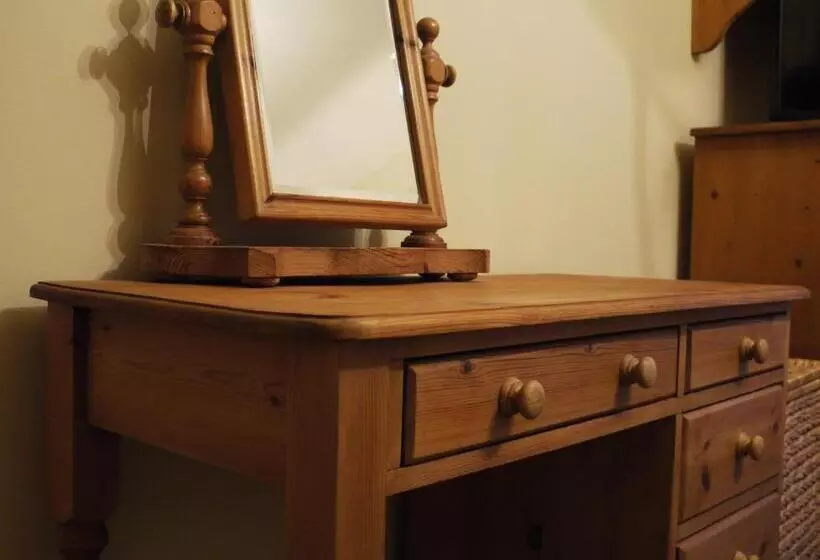 One Pelham Grove Bed & Breakfast