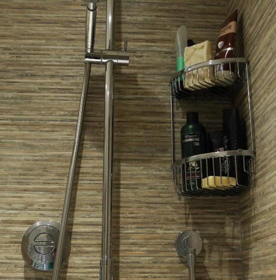 One Pelham Grove Bed & Breakfast