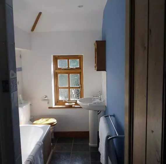 One Pelham Grove Bed & Breakfast