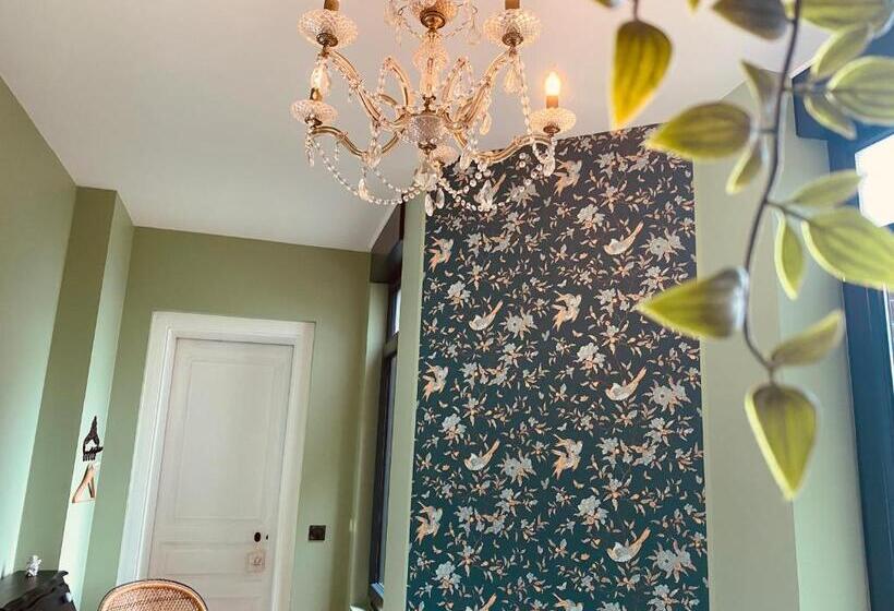 بنسيون La Villa Des Roses   Suite & Spa