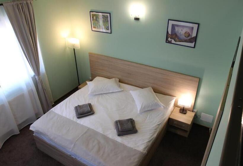 ペンション Livada De Zmeura