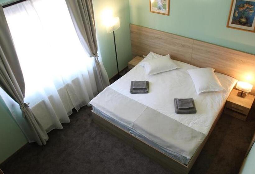 ペンション Livada De Zmeura