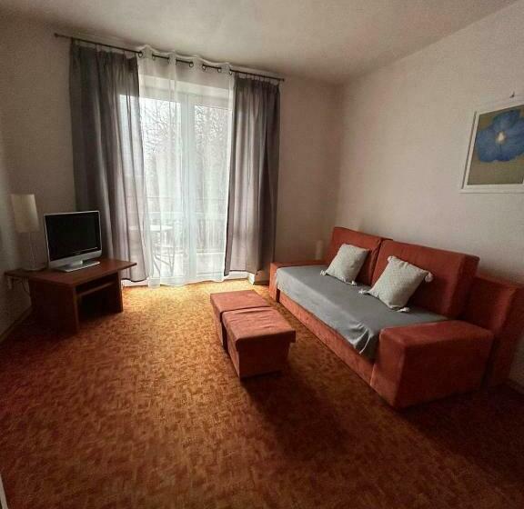 ペンション Penzión živa Bijacovce