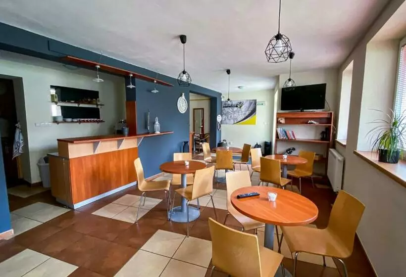 ペンション Penzión živa Bijacovce