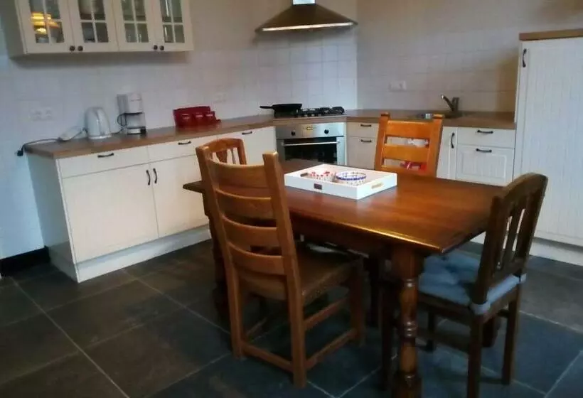 Majatalo Vakantiehuis In Het Voorhuis