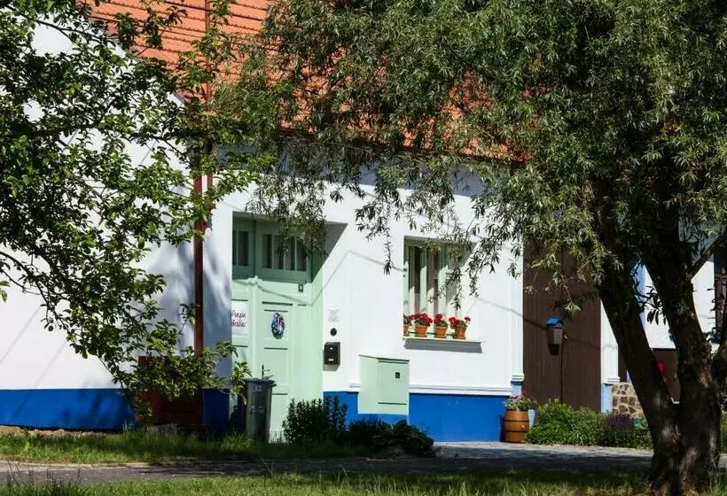 Retkeilymaja Penzion Berdina