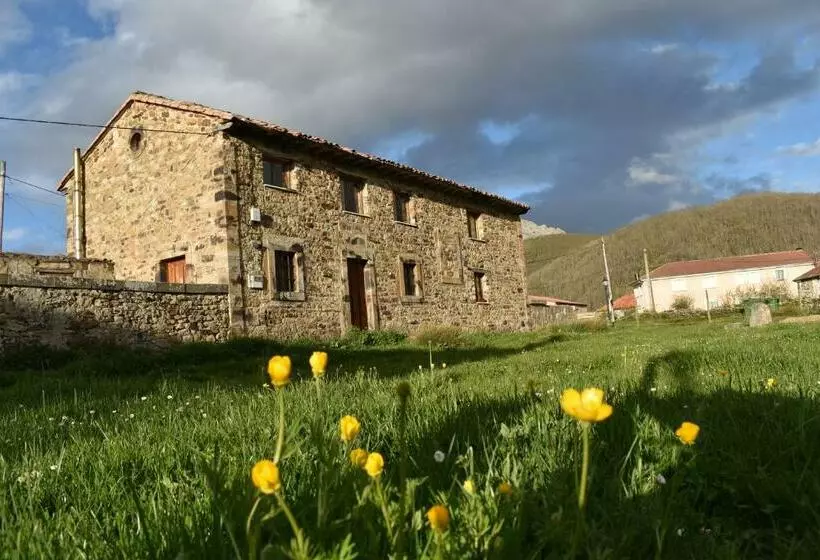 Albergue Tremaya