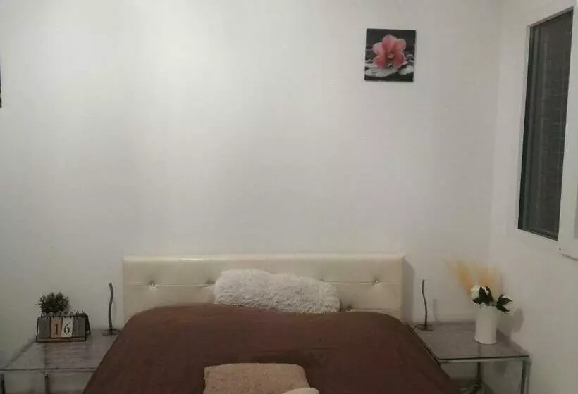 Aamiaismajoitus (B&B) Les Jordils