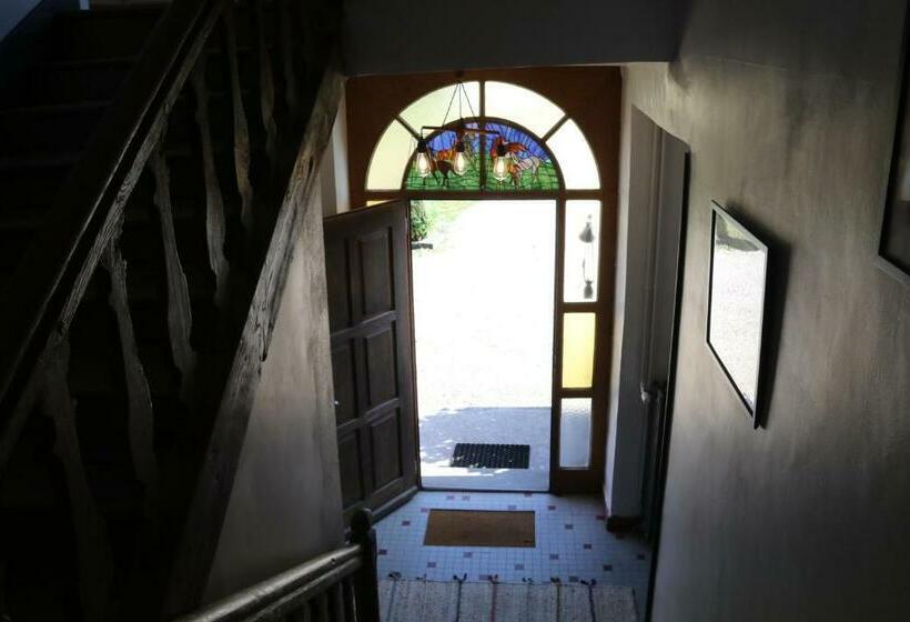 Bed and Breakfast Manoir Du Taillis