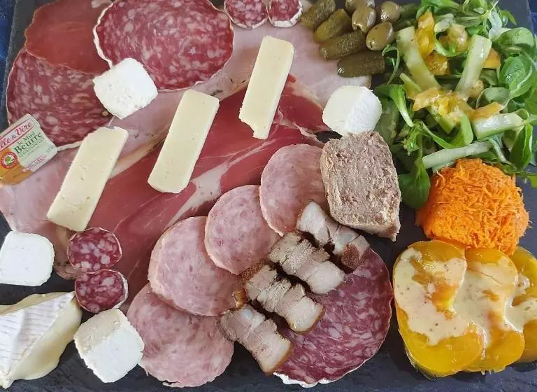 Aamiaismajoitus (B&B) Moulin De Mauzac