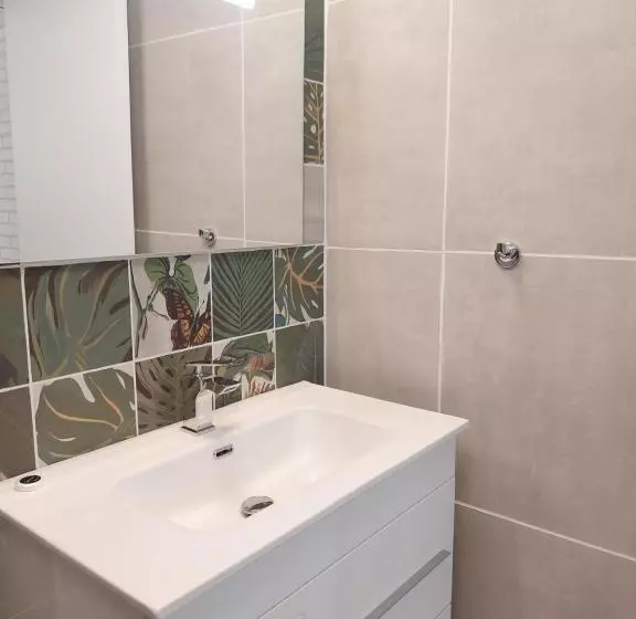 Aamiaismajoitus (B&B) Moulin De Mauzac