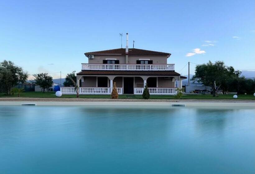 ベッドアンドブレックファースト Resort Amica